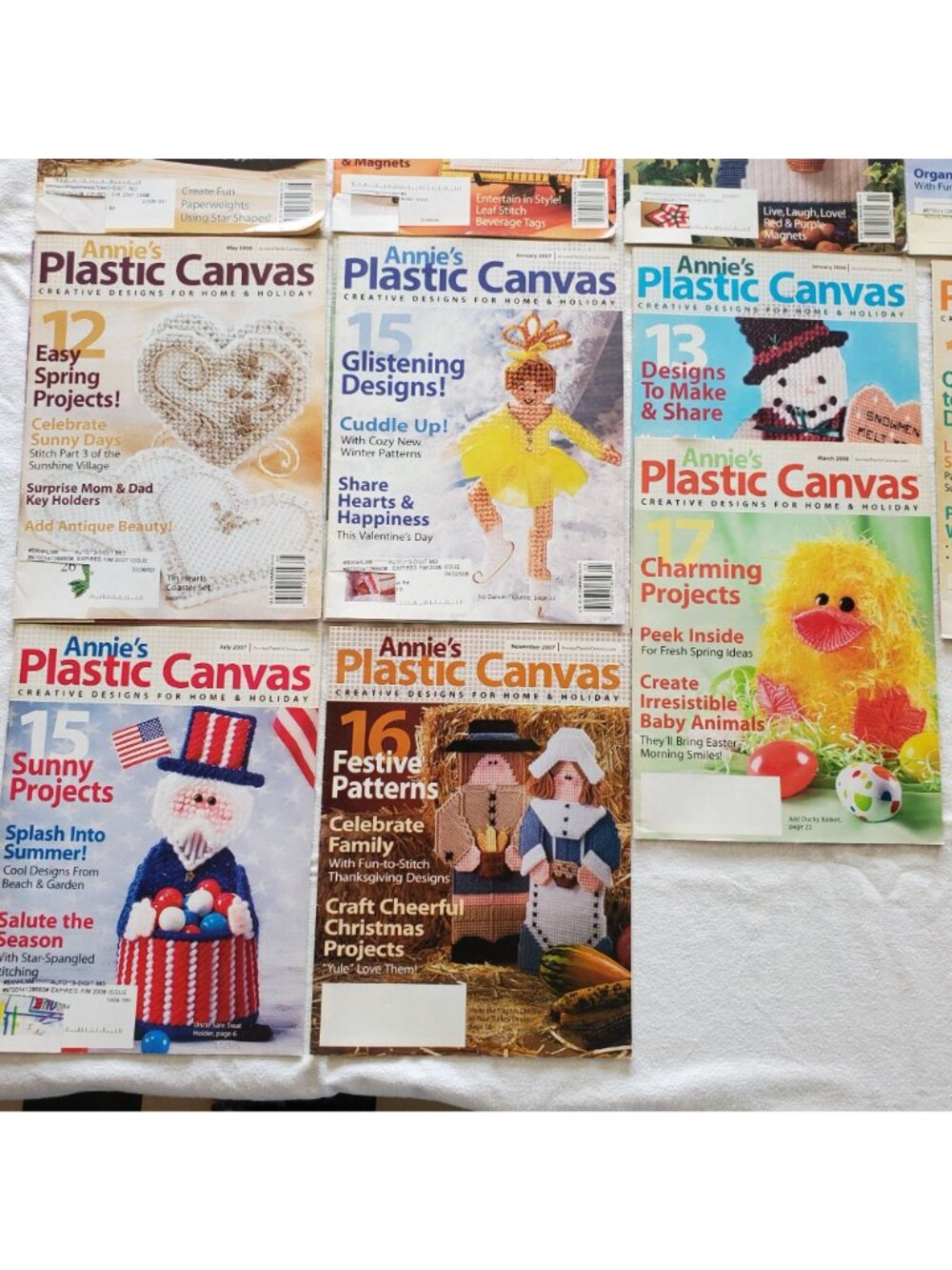 Annies Plastic Canvas Magazine Lot Creative Ideas For Home And Holiday Crafting - Picture 4 of 4